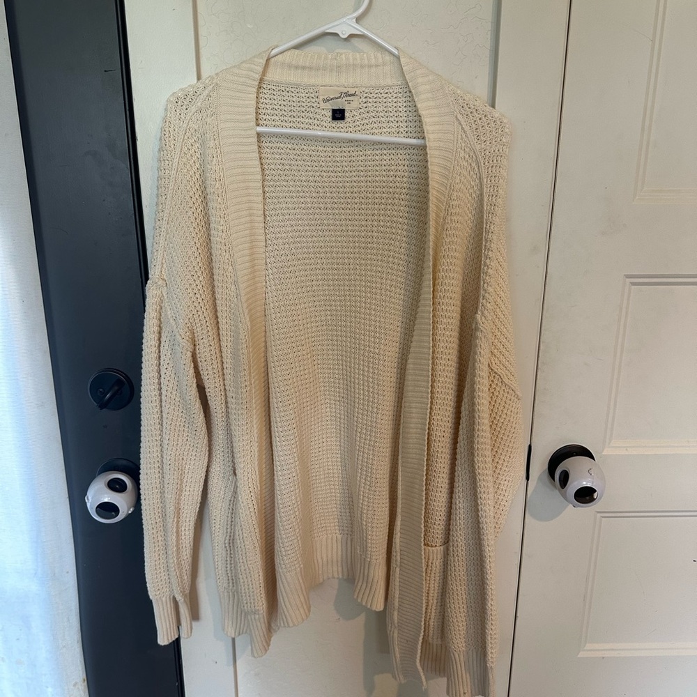 Universal Thread Beige Open-Front Cardigan